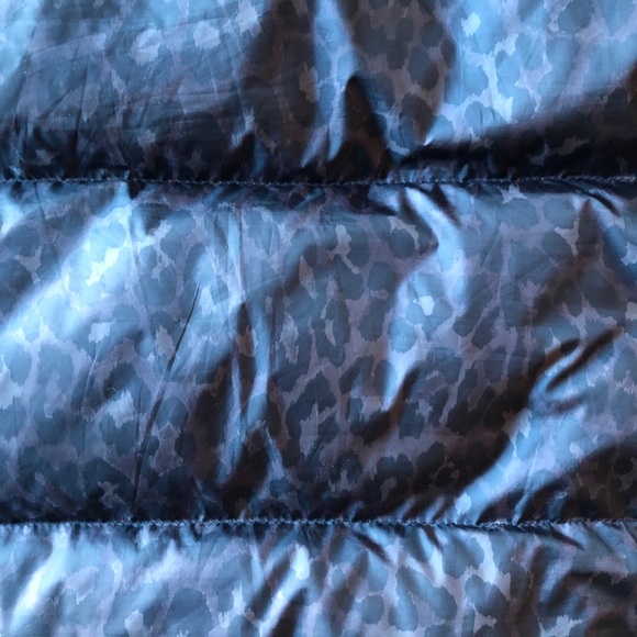 Coach Camo Vest With Fur Hood - Picture 5 of 6